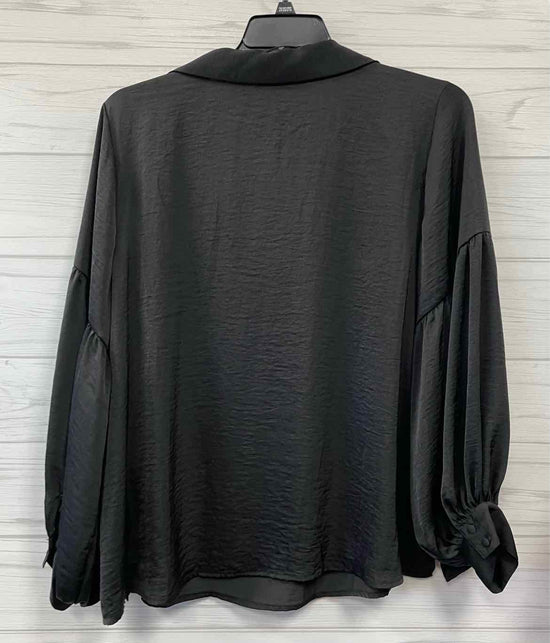 Size 2X Vince Camuto Shirt