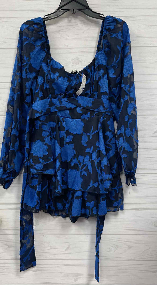 Size L allison + kelly Romper