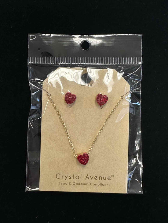 crystal avenue Necklace